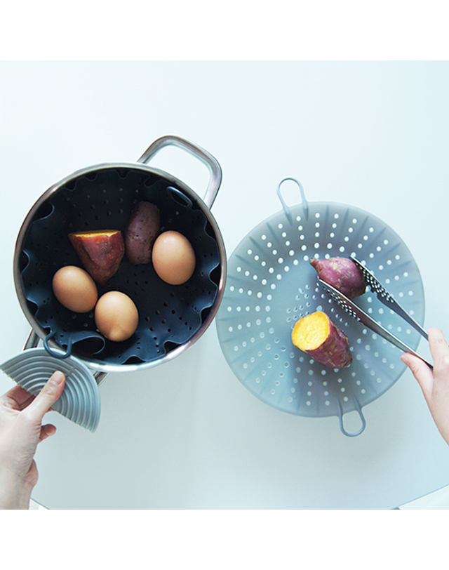 리본제이 국내산 말랑그레이 탄성 좋은 실리콘 찜기 착용컷