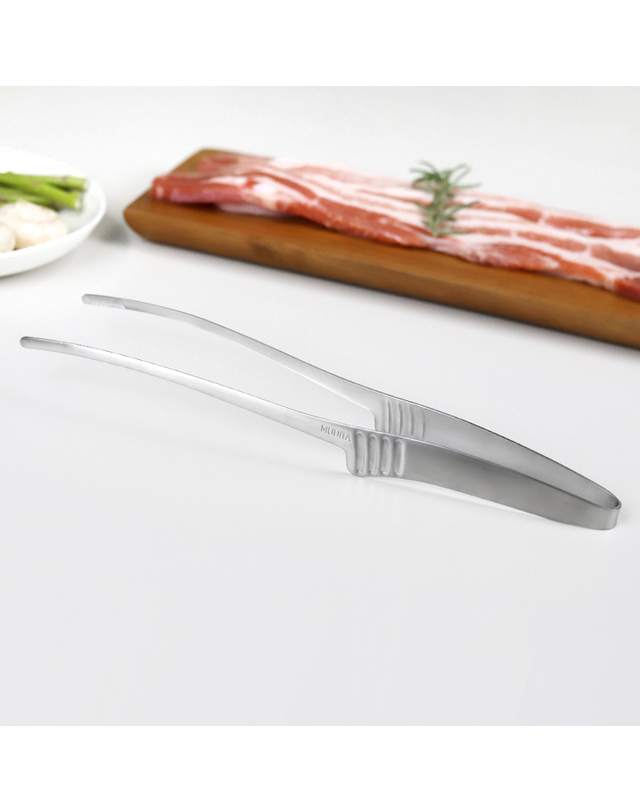 리본제이 무디타 304 스텐 고기집게 29cm / 바닥에 닿지않는 요리용 셀러드용 다용도 집게 착용컷