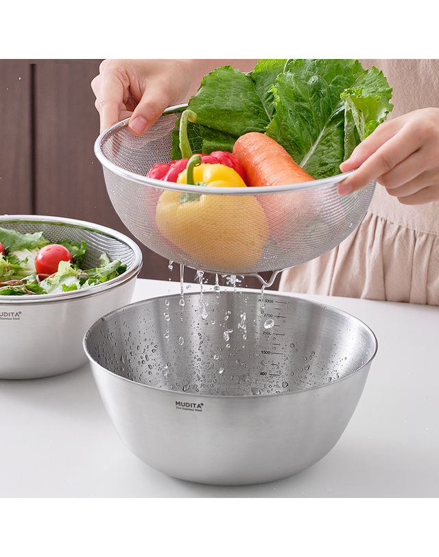 리본제이 무디타 올스텐 믹싱볼 & 채반 2종 세트 22cm (중/2500ml) 착용컷