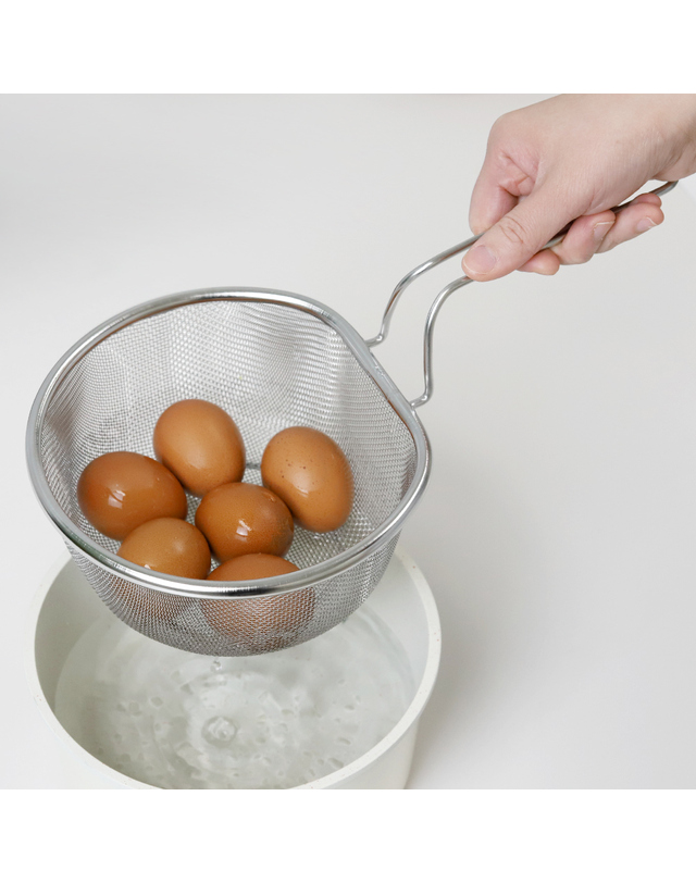 리본제이 304 스텐 편수 건지기 채망 21cm / 원형 스텐 타공 튀김망 물빠짐 야채 소쿠리 착용컷
