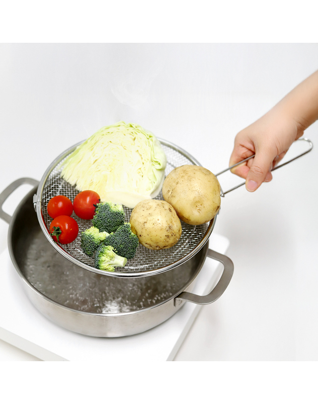리본제이 304 스텐 채반 찜기 22cm 2P (탈부착 손잡이 포함) / 원형 핸들 채반 야채 찜기 착용컷