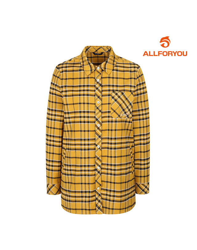 올포유 [올포유] [모델착장] 여성 체크 포켓 자수 셔츠형 블라우스 ALBLL8131-217_G 착용컷