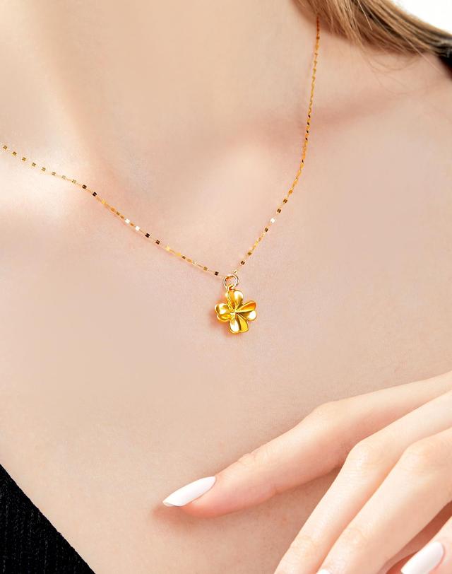 러브넛 [러브넛] 24K 순금 럭키 클로버 펜던트 + 18K GP 체인 SG-1130 착용컷