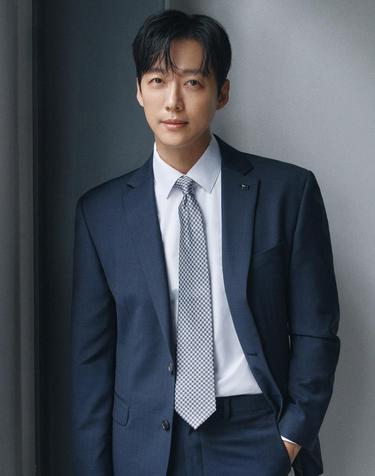 [26 신상] 컴포트슬림핏 드레스셔츠_MANTL6S1131
