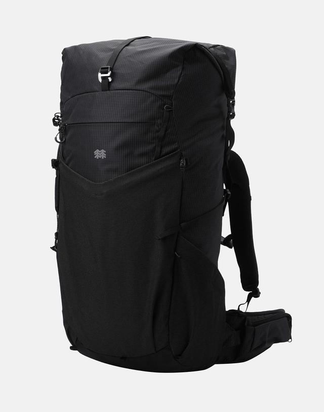 코오롱스포츠 [코오롱스포츠] 롤탑형 백패킹 AXIOM 백팩 37L(+8L) QEBXX26241BLK 착용컷