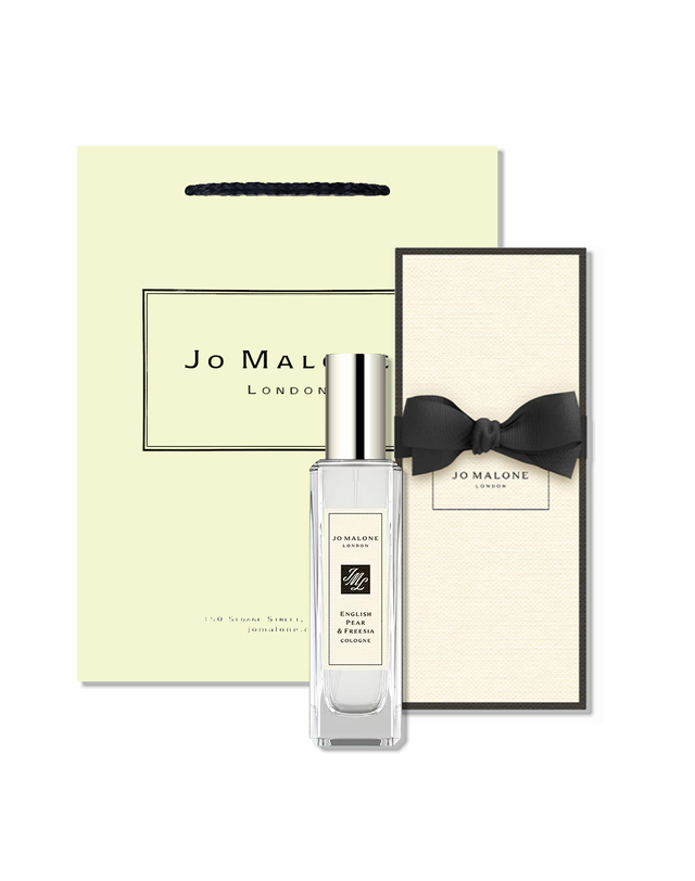 조말론 조말론 잉글리쉬 페어 앤 프리지아 코롱 30ml 착용컷
