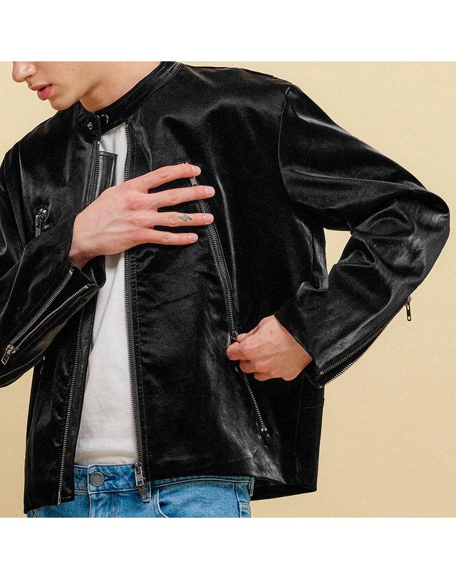 제너럴아이디어 제너럴 아이디어 UNISEX 모터사이클 자켓 [BLACK] / SBC1U07001 착용컷