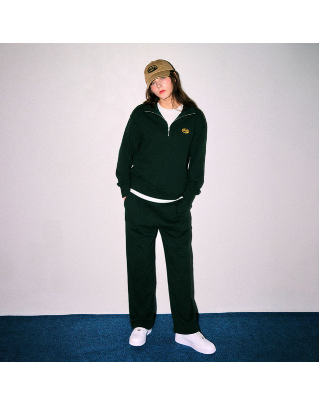 제너럴아이디어 제너럴 아이디어 UNISEX GNRL 하프 집업 스웨트 세트 [GREEN] / SBC3U02007SET 착용컷