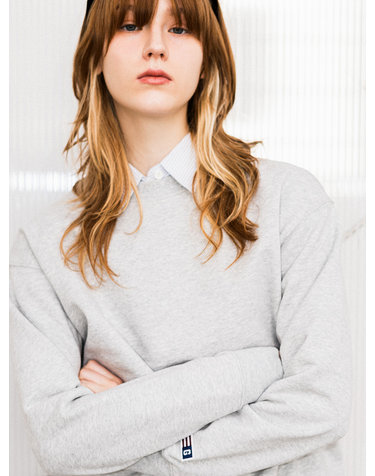 UNISEX 에센셜 코지 맨투맨 [MELANGE GREY] / SBD1U51040-WOMAN