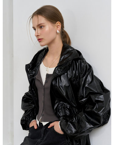 UNISEX 글로시 패커블 윈드 브레이커 [BLACK] / SBE1U07001-WOMAN