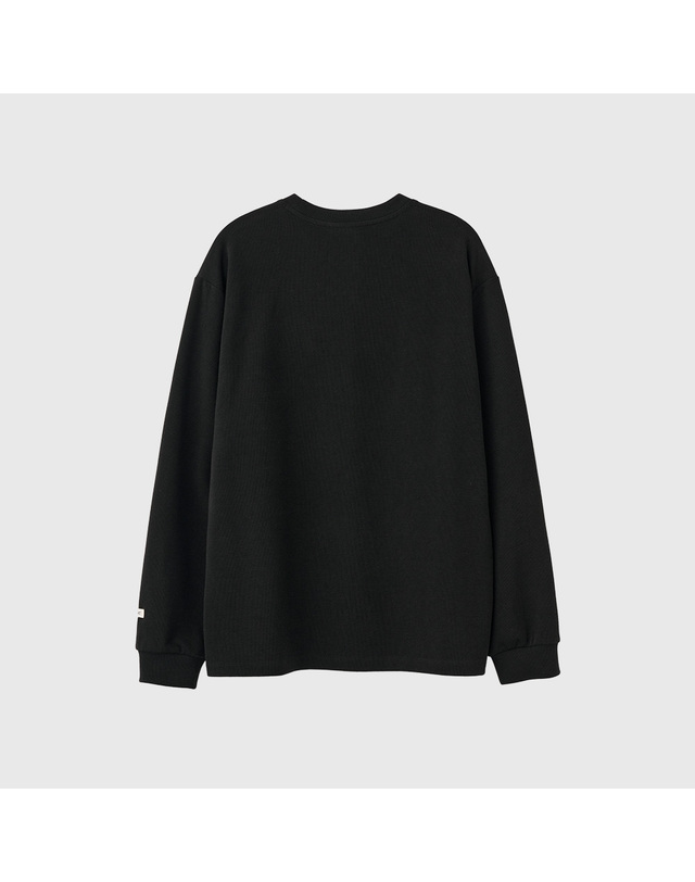 제너럴아이디어 제너럴 아이디어 UNISEX 베이직 사카리바 롱 슬리브 티 [BLACK] / SBD3U01007-MAN 착용컷