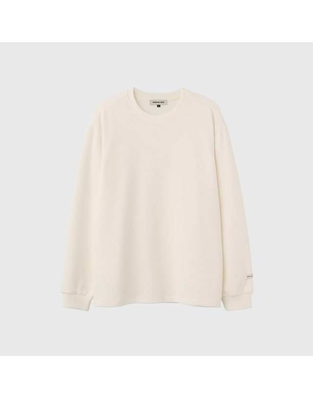 제너럴아이디어 제너럴 아이디어 UNISEX 베이직 사카리바 롱 슬리브 티 [WHITE] / SBD3U01007-MAN 착용컷