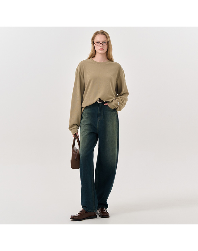 제너럴아이디어 제너럴 아이디어 UNISEX 베이직 사카리바 롱 슬리브 티 [4COL] / SBD3U01007-WOMAN 착용컷