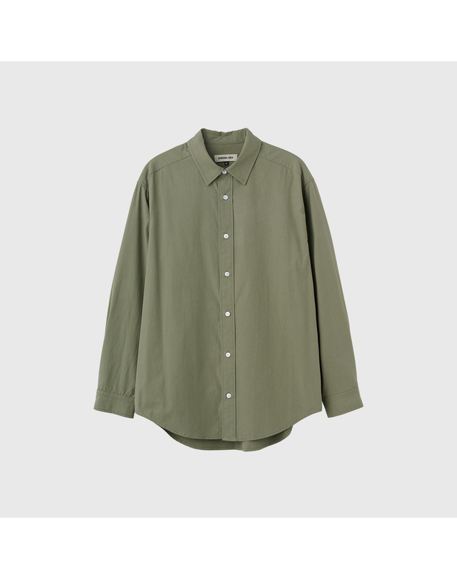 제너럴아이디어 제너럴 아이디어 UNISEX 뉴클래식 포플린 셔츠 [OLIVE] / SBD3U03002-WOMAN 착용컷