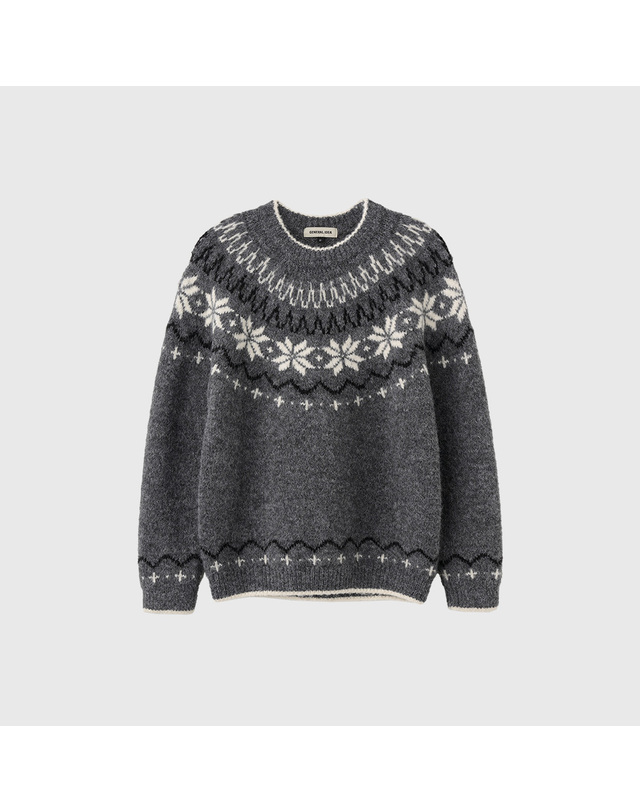 제너럴아이디어 제너럴 아이디어 UNISEX 울 스노우 노르딕 풀오버 [CHARCOAL] / SBD4U05022-MAN 착용컷