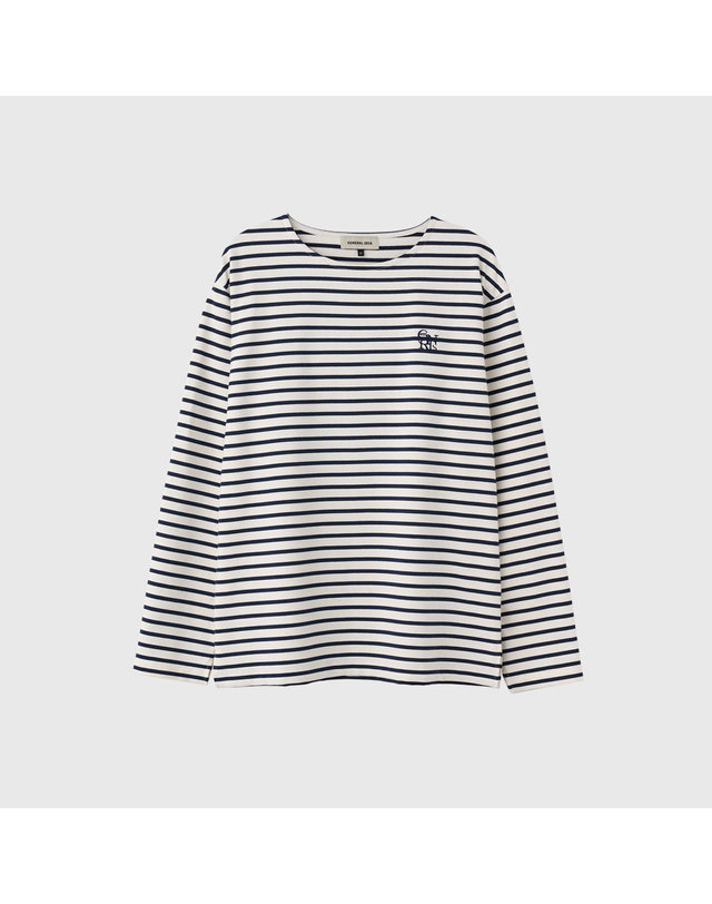 제너럴아이디어 제너럴 아이디어 UNISEX 롱슬리브 보더 티셔츠 [WHITE] / SBE1U01003-MAN 착용컷