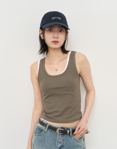 WOMAN 솔리드 U넥 슬리브리스 [KHAKI] / WBE2L01517