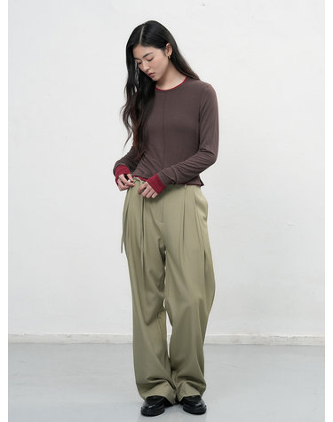 WOMAN 소프트 라운드넥 핀턱 티셔츠 [DARK BROWN] / WBE3L01507