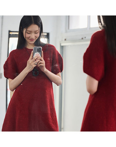 WOMAN 벌룬 슬리브 미니 플레어 원피스 [2COL] / WBE4L15508