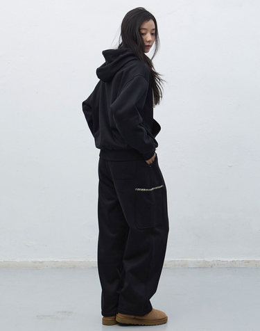 UNISEX 스티치 카고 스웻팬츠 [3COL] / SBE4U52013-WOMAN