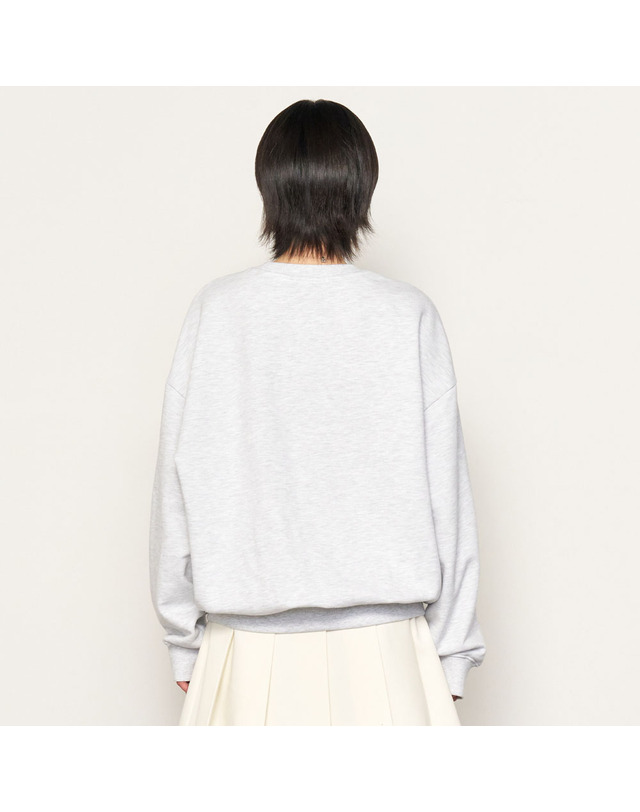 제너럴아이디어 제너럴 아이디어 UNISEX 어스 루즈핏 맨투맨 [WHITE MELANGE GREY] / SBE1U02010-WOMAN 착용컷