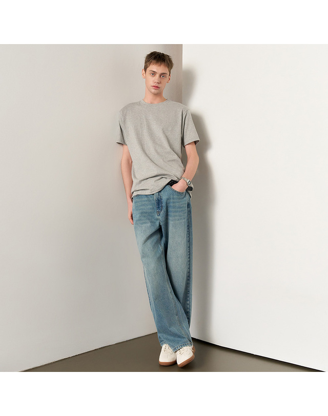 제너럴아이디어 제너럴 아이디어 [1+1] UNISEX 데일리 코튼 반팔티 [3COL] / SBE2U01007 착용컷