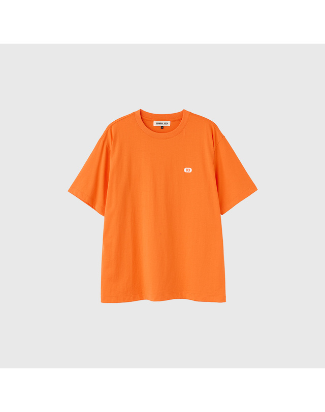 제너럴아이디어 제너럴 아이디어 UNISEX 뉴아이디어 레귤러 반팔티 [ORANGE] / SBE2U01012-WOMAN 착용컷