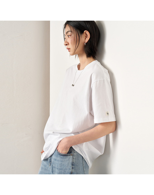 제너럴아이디어 제너럴 아이디어 UNISEX 데일리 코튼 반팔티 [3COL] / SBE2U01007-WOMAN 착용컷