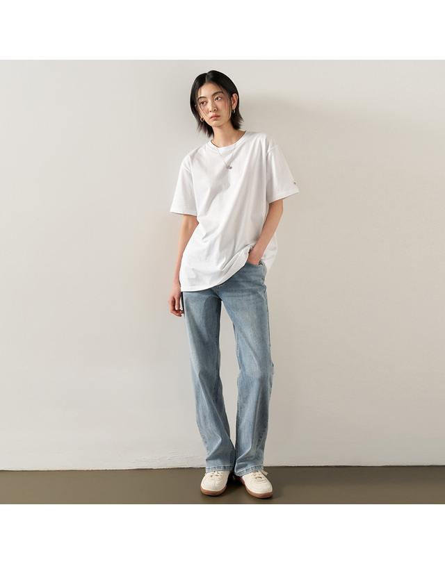 제너럴아이디어 제너럴 아이디어 UNISEX 데일리 코튼 반팔티 [3COL] / SBE2U01007-WOMAN 착용컷