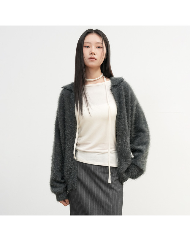 제너럴아이디어 제너럴 아이디어 UNISEX 헤어리 집업 카라 가디건 [2COL] / SBE4U04009-WOMAN 착용컷