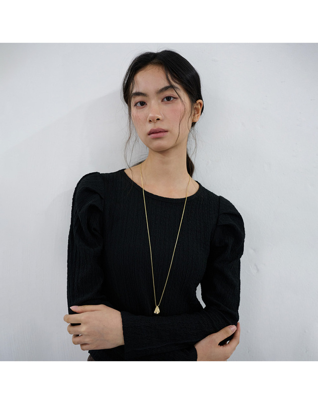 제너럴아이디어 제너럴 아이디어 WOMAN 링클 퍼프 티셔츠 [2COL] / WBE3L01509 착용컷