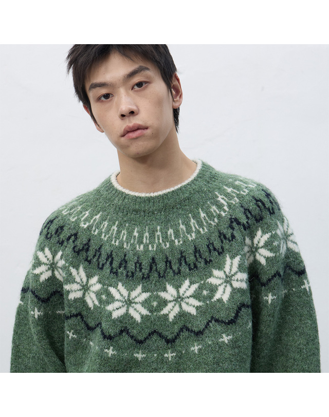 제너럴아이디어 제너럴 아이디어 UNISEX 울 스노우 노르딕 풀오버 [PISTACHIO] / SBD4U05022-MAN 착용컷
