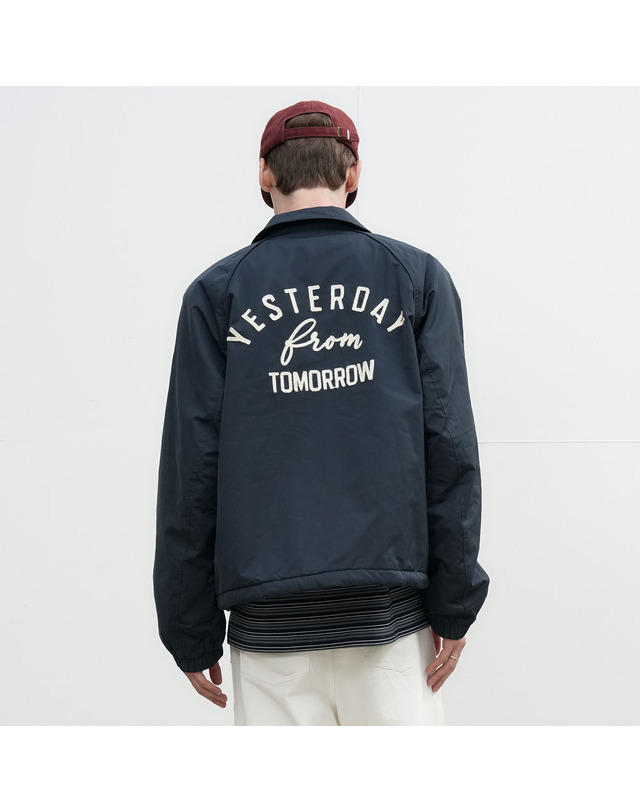 제너럴아이디어 제너럴 아이디어 UNISEX 플리스 라이닝 코치 자켓 [NAVY] / SBE3U07005-MAN 착용컷