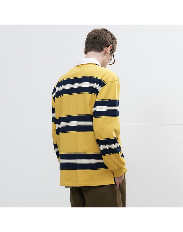 제너럴아이디어 제너럴 아이디어 UNISEX 클래식 볼드 스트라이프 럭비 티셔츠 [VINTAGE YELLOW] / SBE3U01005-MAN 착용컷
