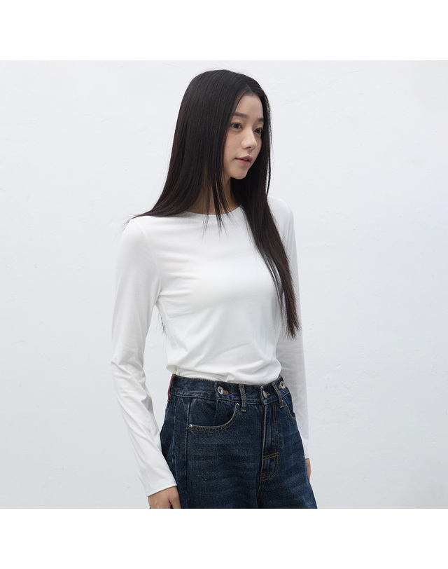 제너럴아이디어 제너럴 아이디어 WOMAN 히트젯 라운드넥 티셔츠 [3COL] / WBE4L01515 착용컷