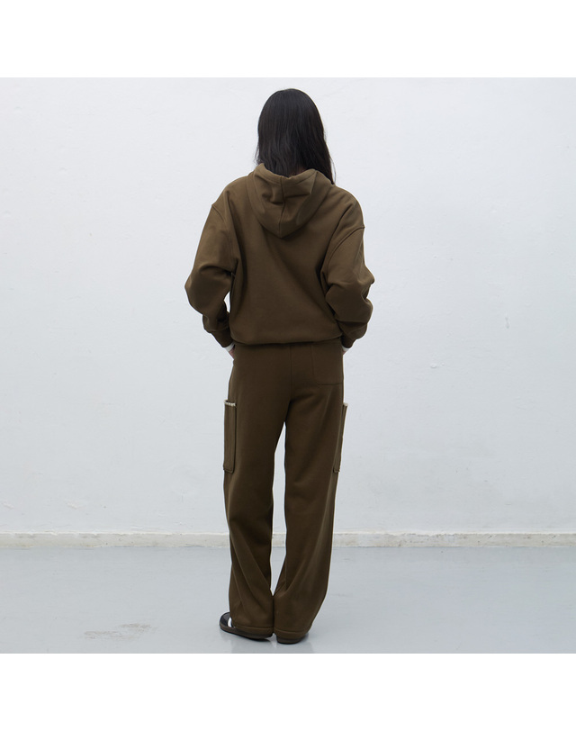 제너럴아이디어 제너럴 아이디어 UNISEX 스티치 스웻 후드 세트 [KHAKI] / SBE4U51013SET-WOMAN 착용컷