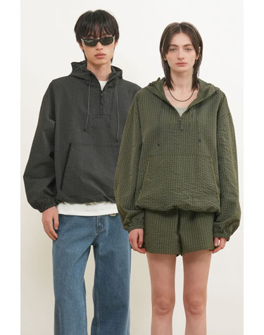UNISEX 시어서커 체크 후드 아노락 [2COL] / GF1UJK009