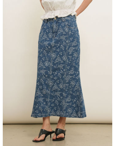 WOMAN 로즈 데님 롱 스커트 [BLUE] / GF2LSK515