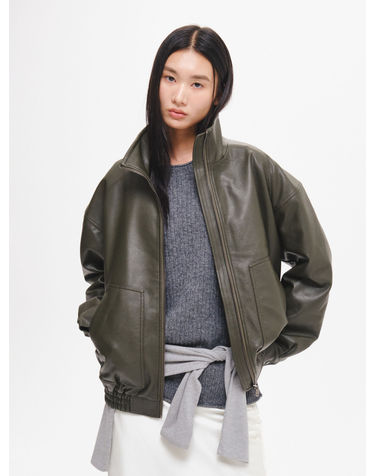 UNISEX 볼륨 블루종 하이넥 페이크 레더 점퍼 [KHAKI] / GF3UJP006-WOMAN