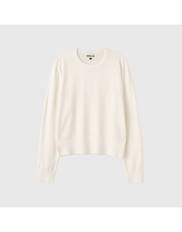 제너럴아이디어 제너럴 아이디어 WOMAN 릴렉스드 에센셜 크루넥 풀오버 [WHITE] / GF1LKP510 착용컷