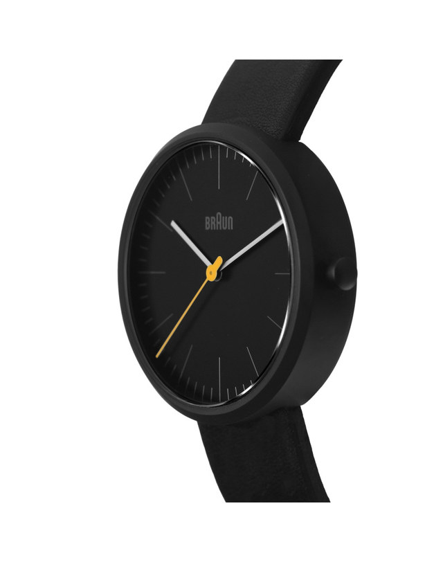 브라운 BRAUN BN0172BKBKL 클래식 공용 가죽시계 착용컷
