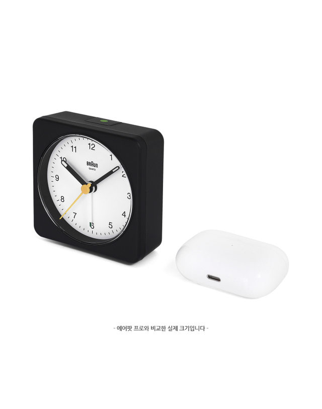 브라운 BRAUN BC03BW 클래식 아날로그 크레센도 알람 저소음 공용 탁상시계 착용컷