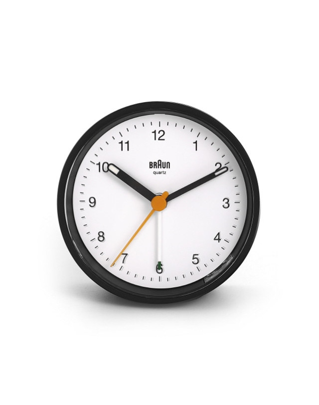브라운 BRAUN BC12BW 클래식 크레센도 알람 저소음 공용 탁상시계 착용컷