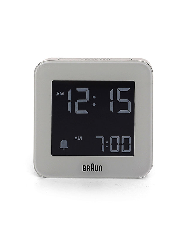브라운 BRAUN BC09G 디지털 크레센도 알람 공용 탁상시계 착용컷