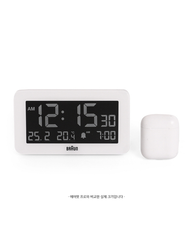 브라운 BRAUN BC10W 디지털 크레센도 알람 날씨 공용 탁상시계 착용컷