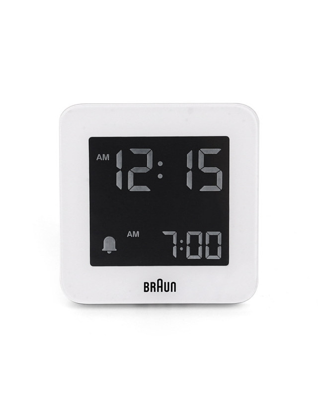 브라운 BRAUN BC09W 디지털 크레센도 알람 공용 탁상시계 착용컷