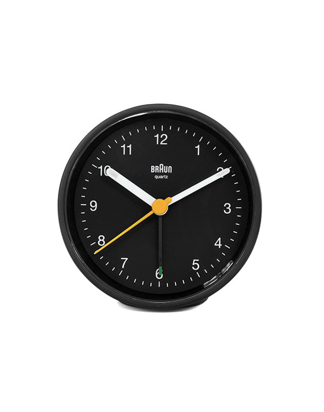 브라운 BRAUN BC12B 클래식 크레센도 알람 저소음 공용 탁상시계 착용컷