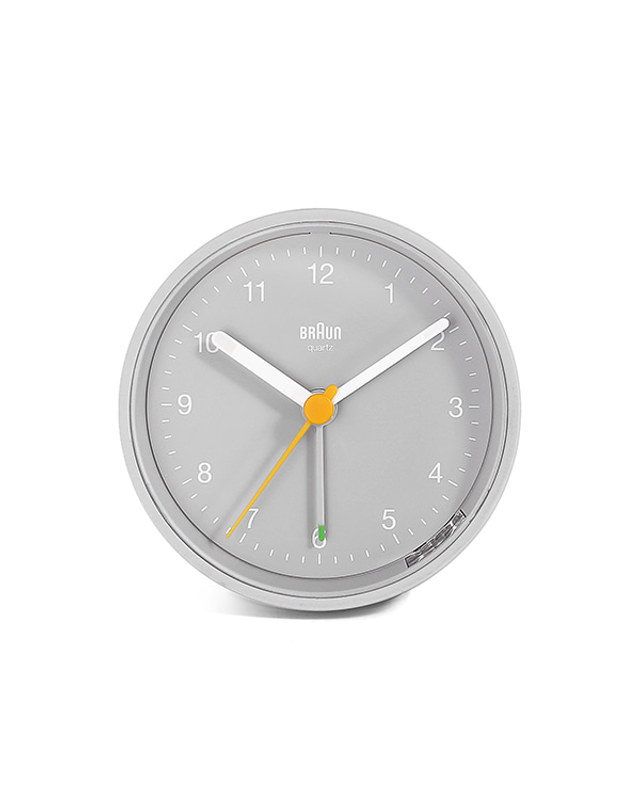 브라운 BRAUN BC12G 클래식 크레센도 알람 저소음 공용 탁상시계 착용컷
