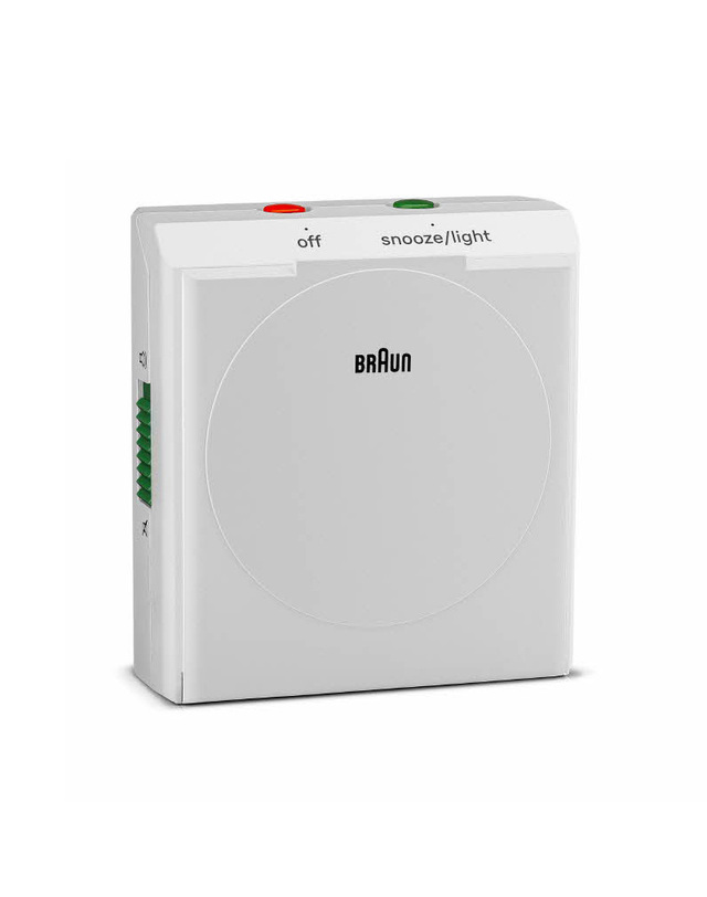 브라운 BRAUN BC05W 클래식 아날로그 트래블 크레센도 알람 저소음 공용 탁상시계 착용컷