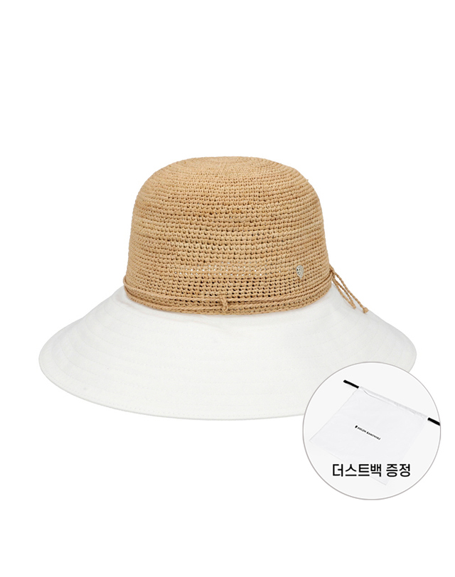 헬렌카민스키 헬렌카민스키 HAT50575 NTOW 마이 내추럴 오프화이트 바이저 썬캡 착용컷